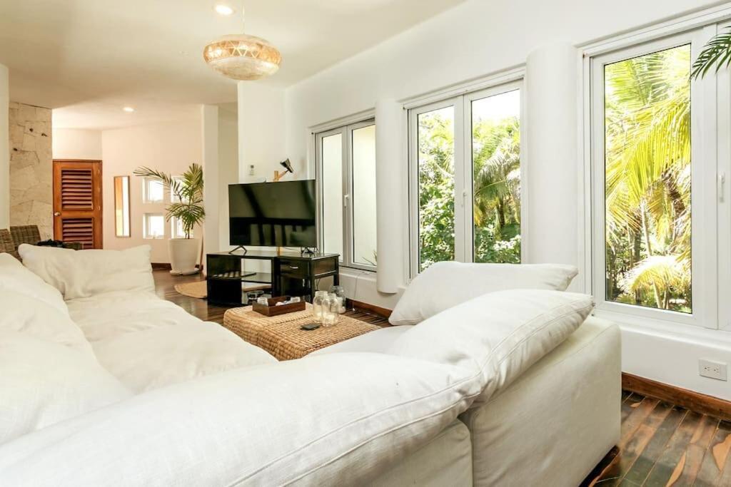 Luxury 5-Br Beachfront Home In Tulum Casa Sofia Gato Экстерьер фото