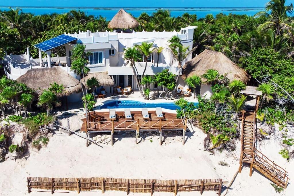 Luxury 5-Br Beachfront Home In Tulum Casa Sofia Gato Экстерьер фото