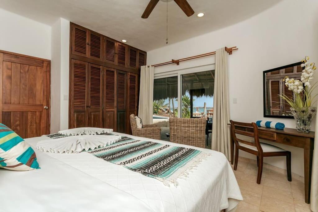 Luxury 5-Br Beachfront Home In Tulum Casa Sofia Gato Экстерьер фото
